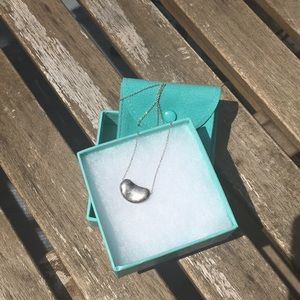Elsa Peretti Tiffany & co large bean pendant